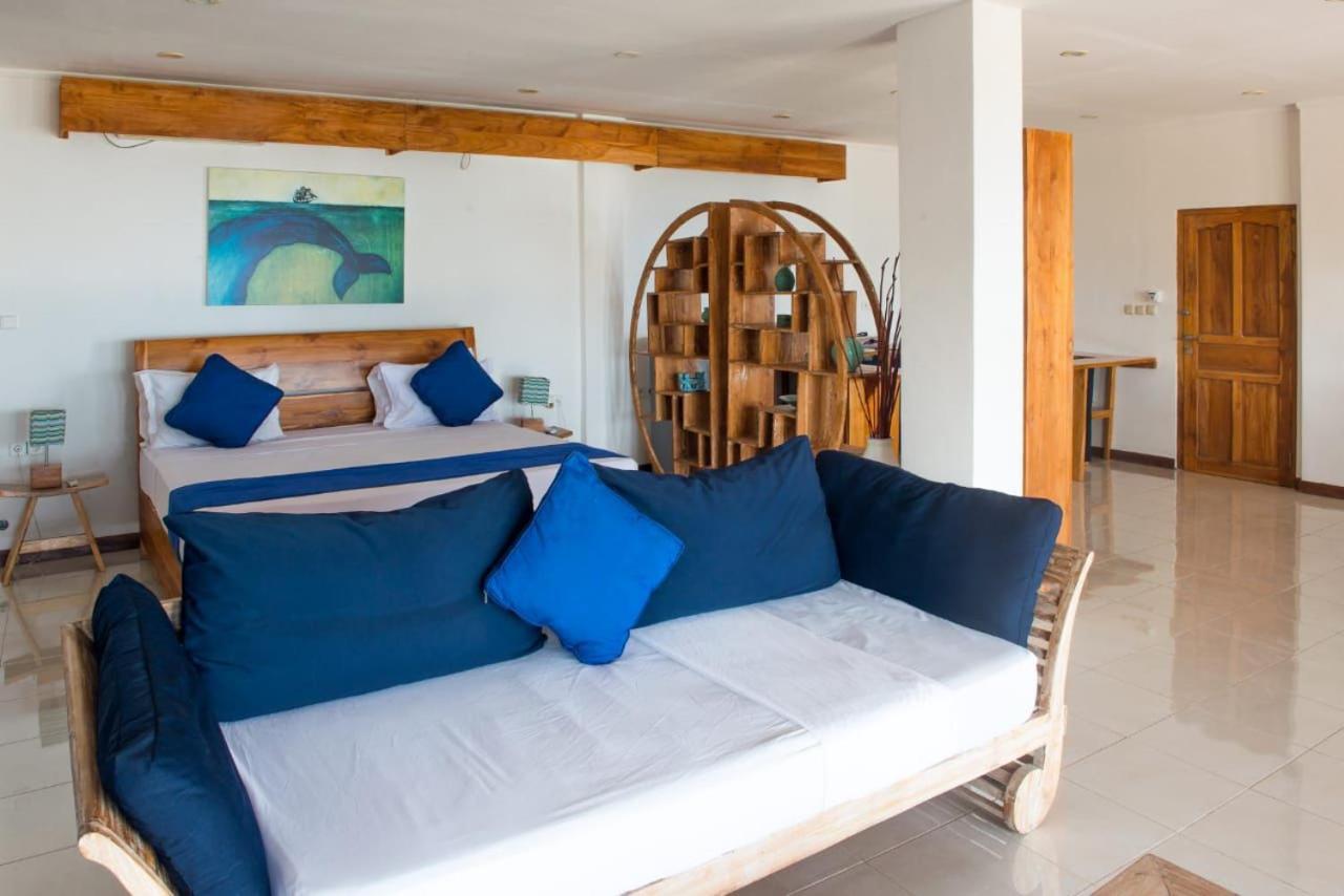 Sunset Hill Hotel Лабуан Баджо Екстериор снимка