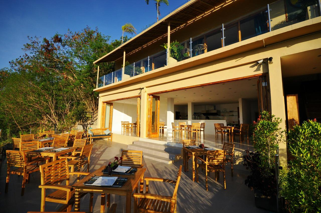 Sunset Hill Hotel Лабуан Баджо Екстериор снимка