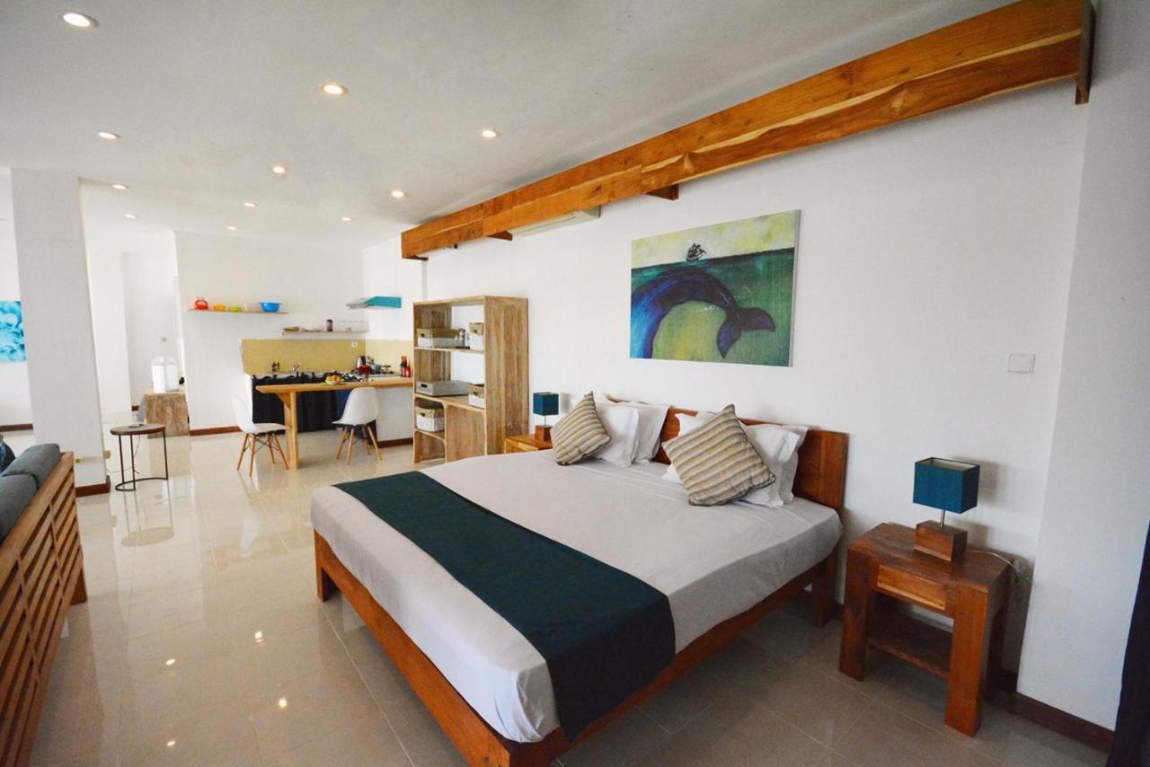 Sunset Hill Hotel Лабуан Баджо Екстериор снимка